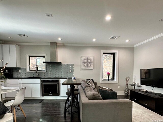 47-18 Ditmars Blvd, Astoria, NY 11105 - photo 4