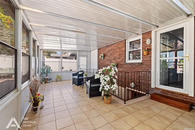 view of sunroom / solarium