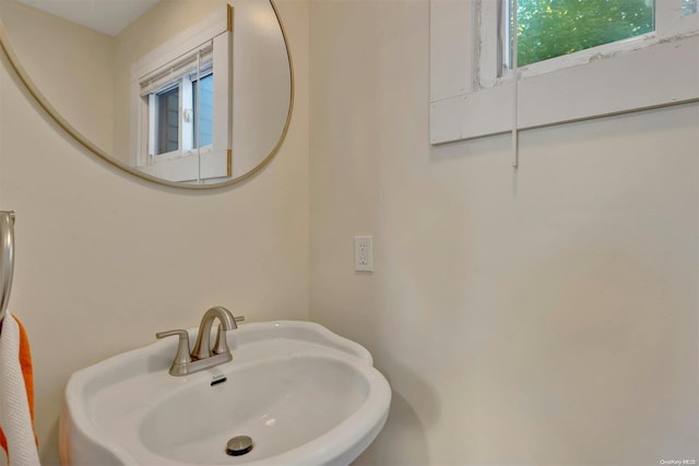 18955 Main Rd, Mattituck, NY 11952 - bathroom with a sink