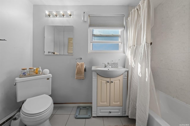 full bathroom featuring tile patterned flooring, vanity, shower / tub combo with curtain, and toilet