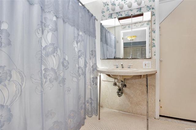 bathroom featuring tile patterned floors