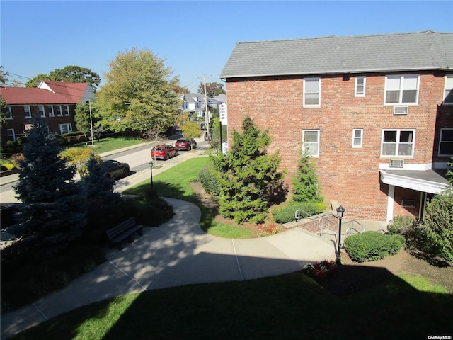 view of home's exterior