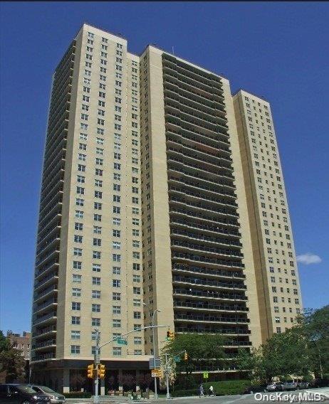 110-11 Queens Blvd Unit 33H, Forest Hills, NY 11375 - photo 4
