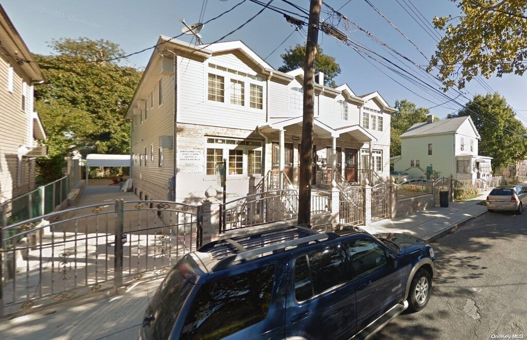 169-11 105th Ave, Jamaica, NY 11433 - view of front facade