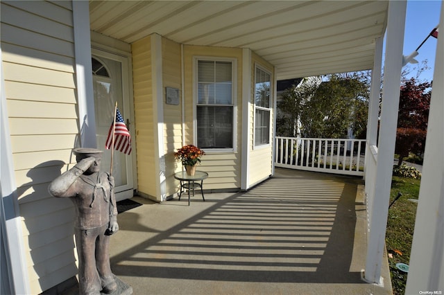 Listing photo 2 for 5112 Village Cir Unit 5112, Manorville NY 11949