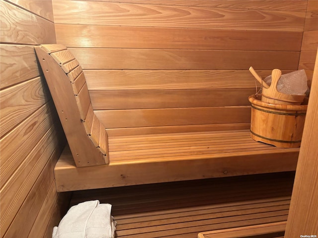 view of sauna / steam room