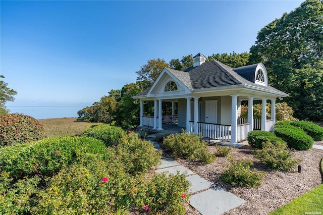 view of front of property with covered porch