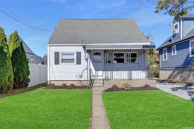 18 Schley Ave, Lindenhurst NY, 11757, 4 bedrooms, 2 baths house for sale