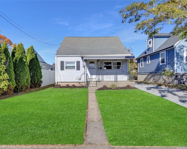 Listing photo 2 for 18 Schley Ave, Lindenhurst NY 11757