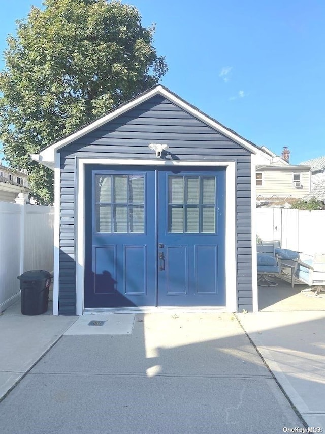 view of outbuilding