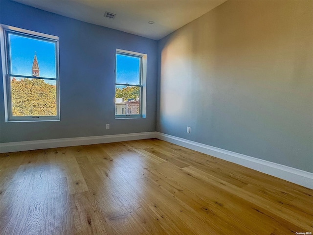 empty room featuring light hardwood / wood-style flooring