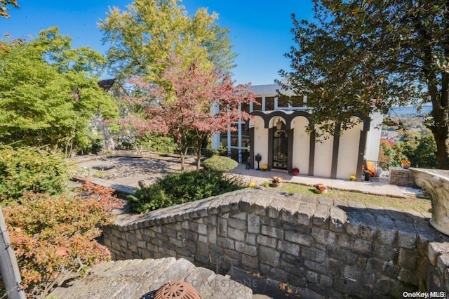 337 Howard Ave, Staten Island, NY 10301 - view of front facade with stucco siding