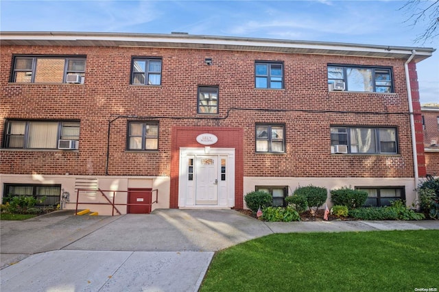 91 Tulip Ave Unit Lb4, Floral Park, NY 11001 - photo 2