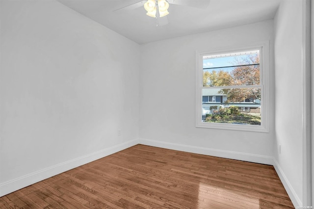 unfurnished room featuring wood-type flooring and ceiling fan