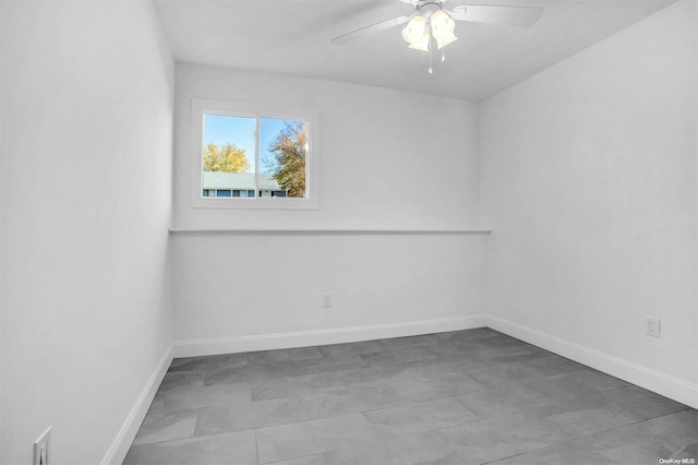 unfurnished room featuring ceiling fan