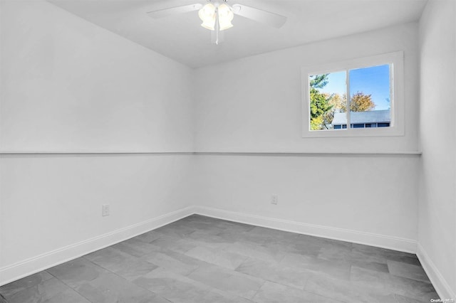 empty room with ceiling fan