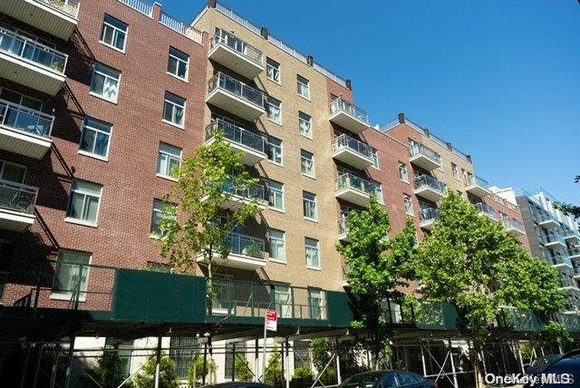 65-38 Austin St Unit 2H, Rego Park, NY 11374 - photo 1