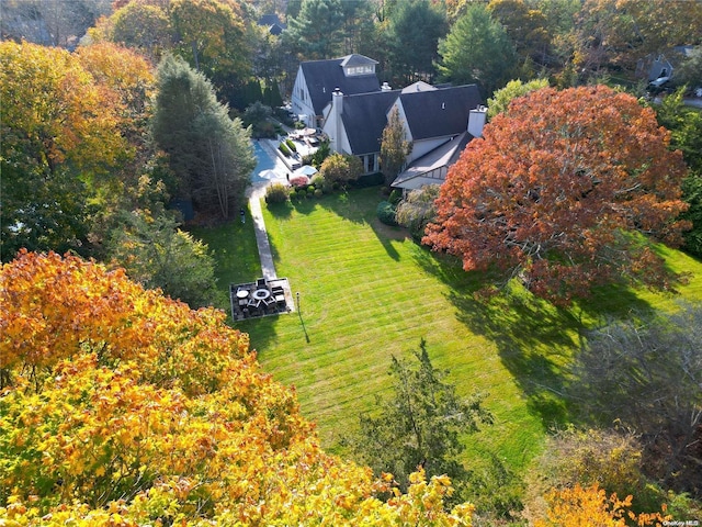 birds eye view of property featuring a rural view