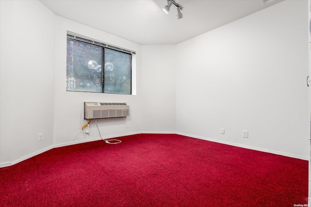 Listing photo 3 for 119-40 Metropolitan Ave Unit C1, Kew Gardens NY 11415