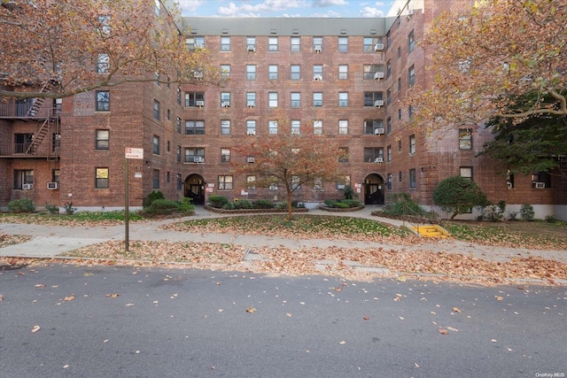 view of building exterior