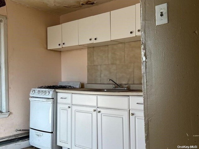 110 Cedar Rd, Inwood, NY 11096 - photo 12