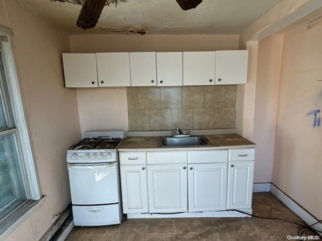 110 Cedar Rd, Inwood, NY 11096 - photo 13