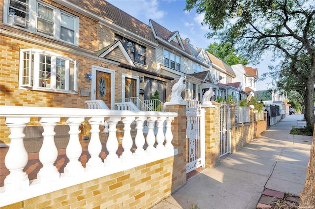 view of front of property