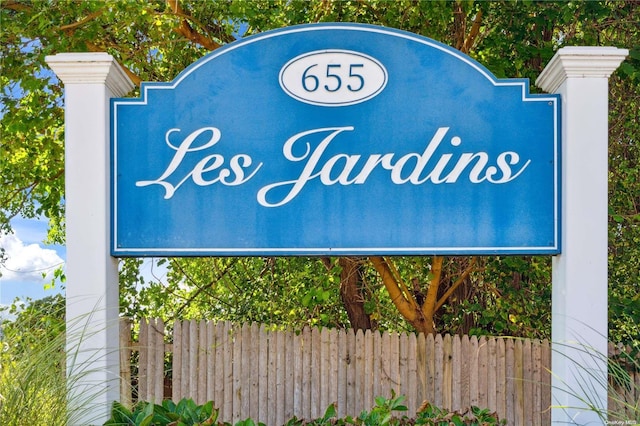 655 Middle Country Rd Unit 8D2, Coram, NY 11727 - view of community sign