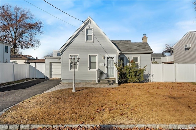 view of front of house