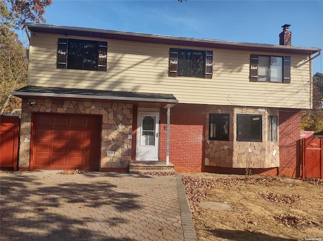 view of front facade featuring a garage