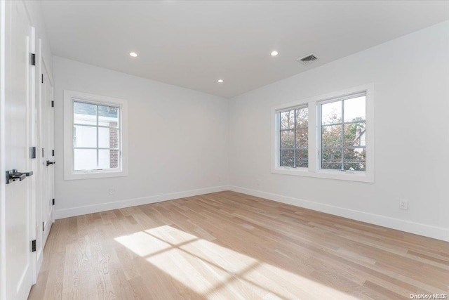 empty room featuring light hardwood / wood-style flooring