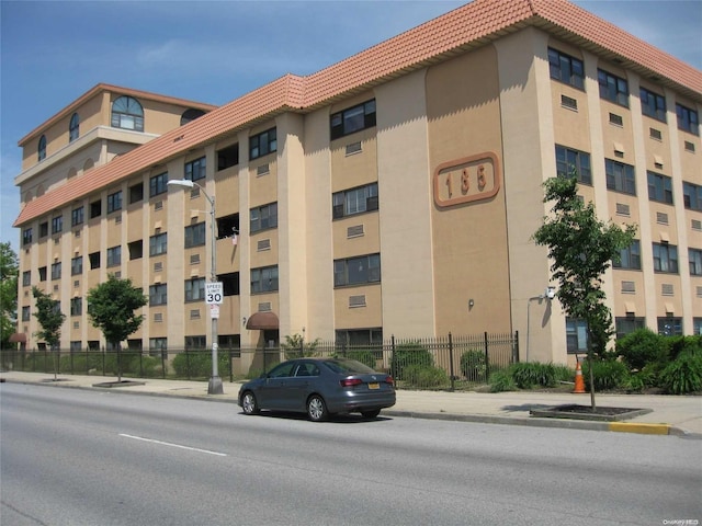 185 W Park Unit 414N, Long Beach, NY 11561 - view of building exterior