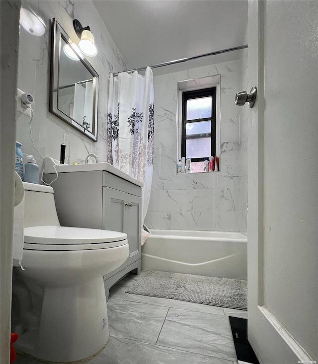 bathroom with toilet and shower / bath combo with shower curtain