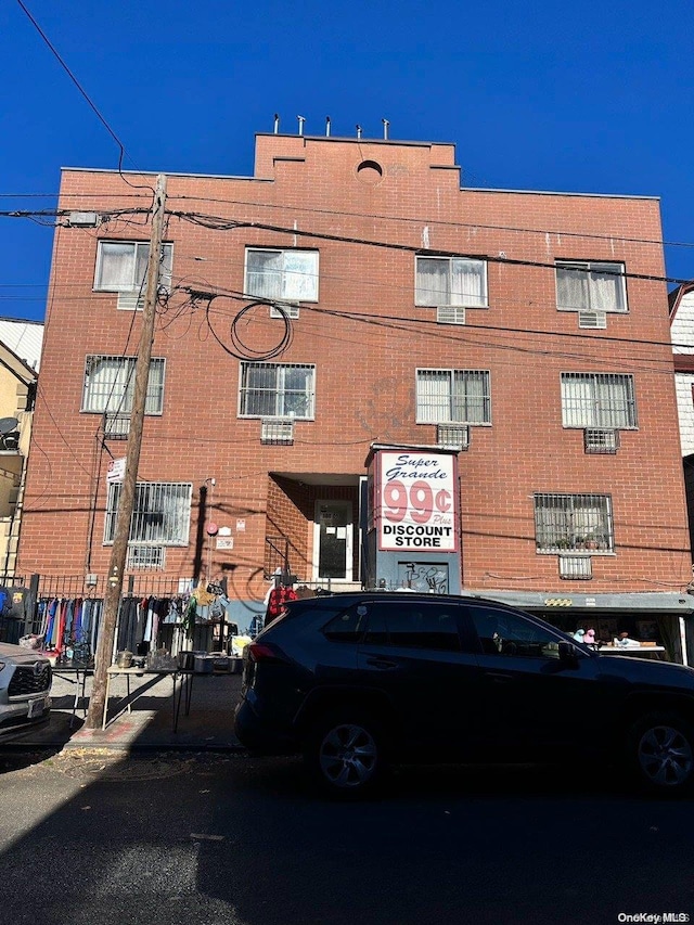 100-05 37th Ave Unit 4B, Corona, NY 11368 - photo 1