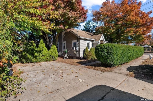 view of home's exterior