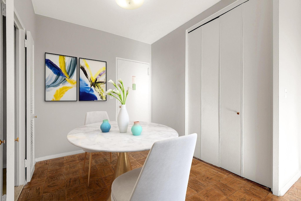 70-25 Yellowstone Blvd Unit 18Q, Forest Hills, NY 11375 - photo 1