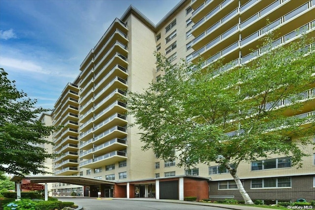 175-20 Wexford Ter Unit 9J, Jamaica Estates NY, 11432, 1 bedrooms, 1 bath condo for sale