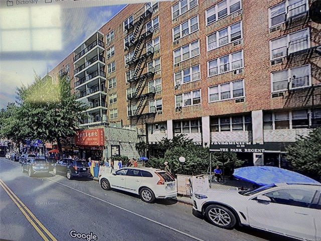 41-25 Kissena Blvd Unit 2S, Flushing, NY 11355 - photo 2