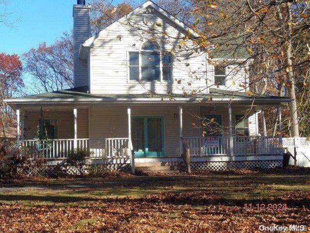 view of front facade