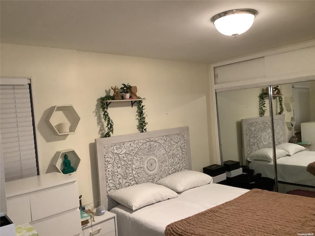 bedroom featuring a closet