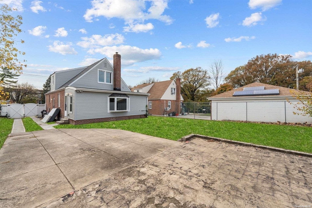 8 Alden Ave, Valley Stream, NY 11580 - photo 3