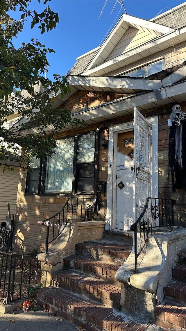47-40 98th Pl, Corona, NY 11368 - view of doorway to property