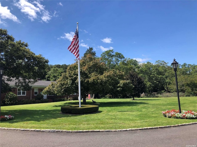 428UNITD Harbor Rd, Laurel Hollow, NY 11791