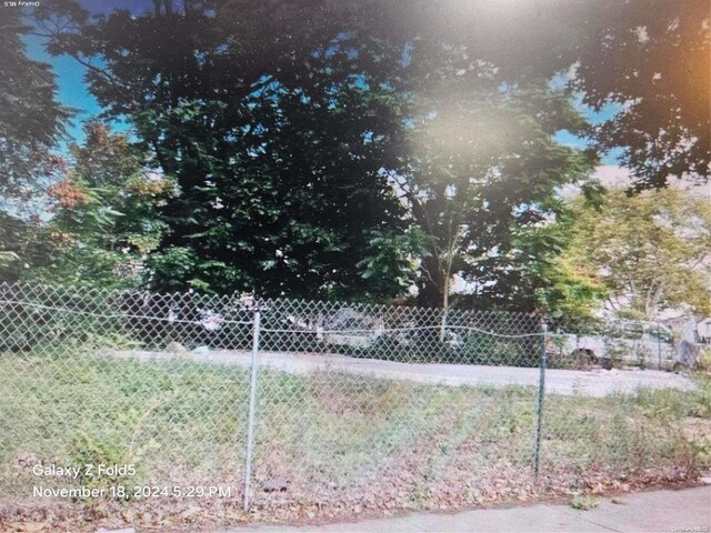 24-31 Francis Lewis Blvd, Whitestone, NY 11357 - photo 6