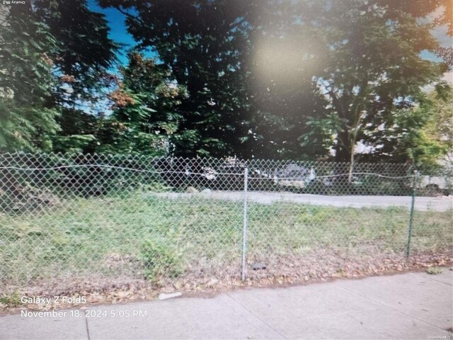 24-31 Francis Lewis Blvd, Whitestone, NY 11357 - photo 9
