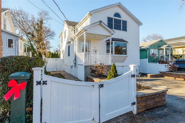 view of front of property with covered porch