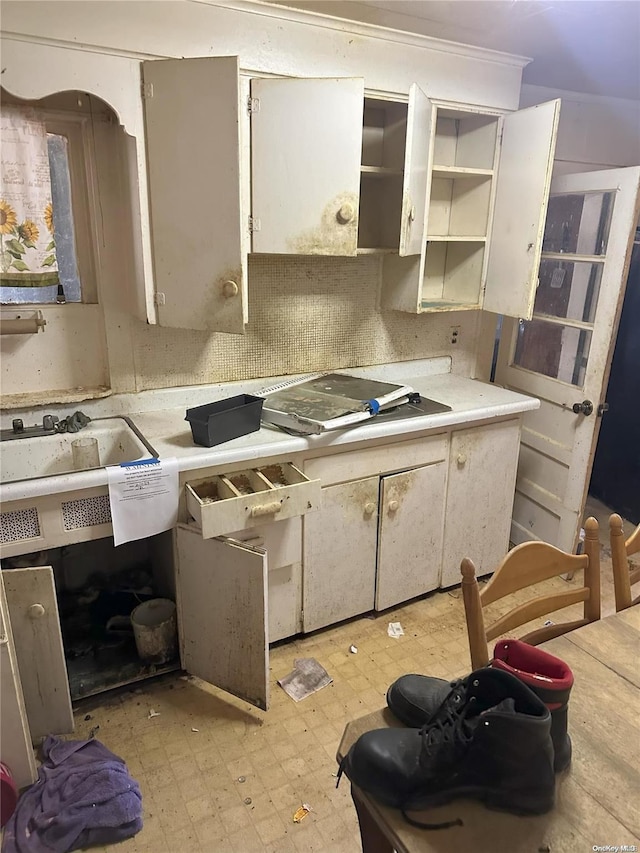 kitchen featuring sink and cooktop