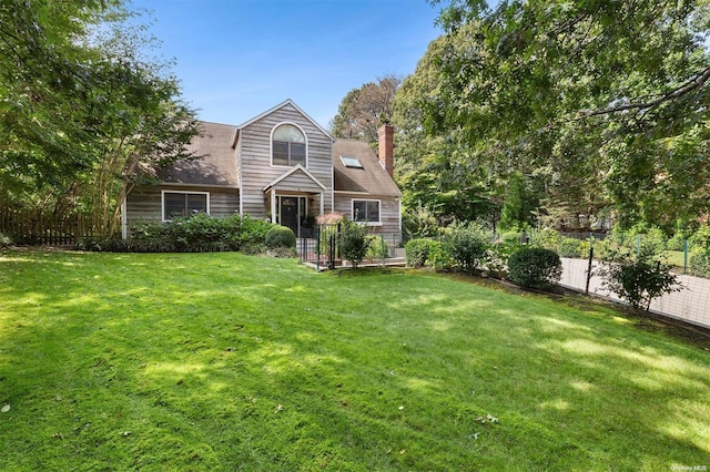 view of property featuring a front yard