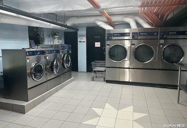 laundry area featuring washer and dryer