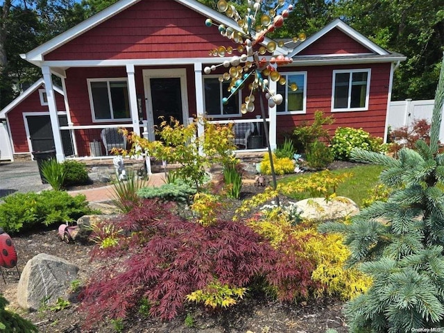 bungalow featuring a porch